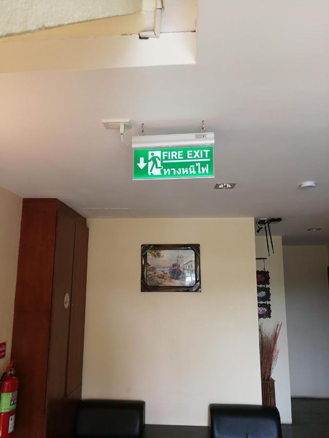 De Nawarat Chiangmai Boutique Apartment Chiang Mai Exterior photo